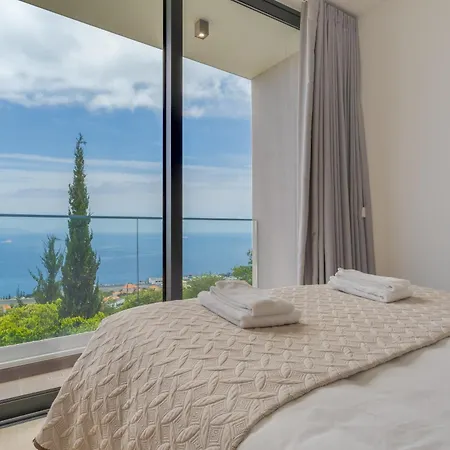 Cristiano Ronaldo Airport View Вилла