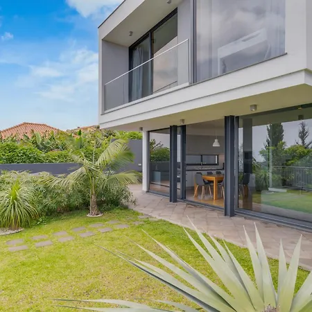 Вилла Cristiano Ronaldo Airport View *
