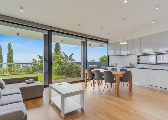 Вилла Cristiano Ronaldo Airport View