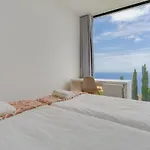 Cristiano Ronaldo Airport View Appartement *