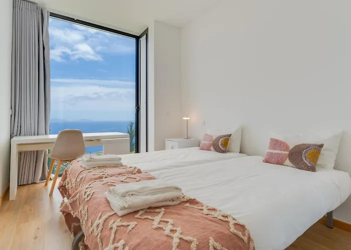 Villa Cristiano Ronaldo Airport View