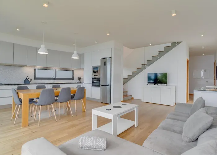 Cristiano Ronaldo Airport View 别墅